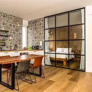Luxury Flat By Station / Unique View Milan